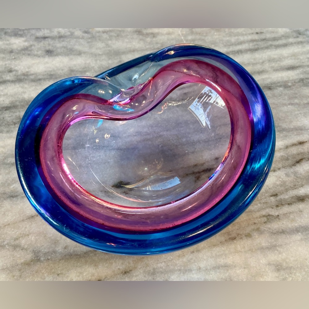 Vintage Murano hand blown pink & blue Sommerso Italian art glass bowl / ashtra…